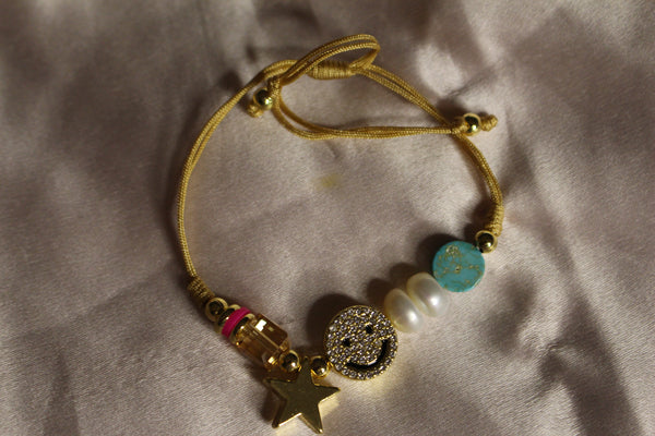 Smiley adjustable bracelet