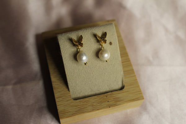 Butterfly studs